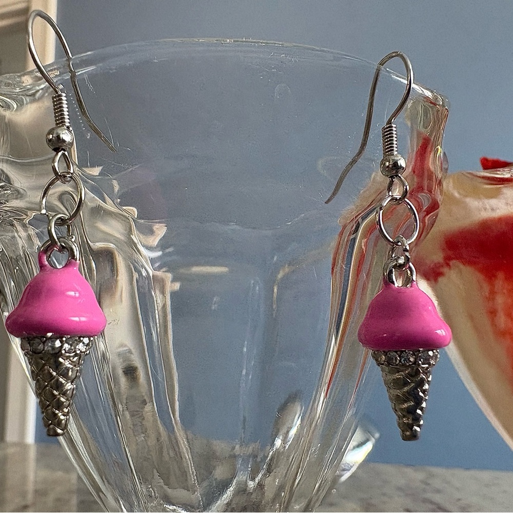 STRAWBERRY ICE CREAM CONE EARRINGS | With Pink and Silver Rhinestones - Picture 7 of 9